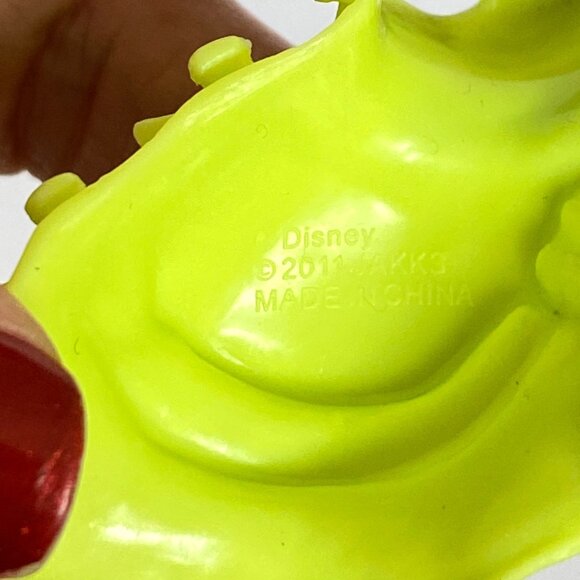 2011 Disney Fairies Tinkerbell Green One Shoulder Plastic Dress Tink Pixie Hollo - Picture 6 of 6